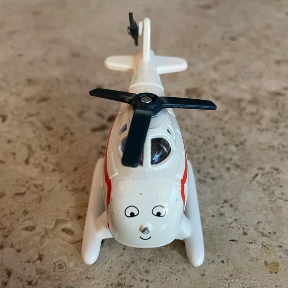 Harold The Helicopter Thomas and Friends Diecast Toy 3 1/2 Inches - Picture 2 of 6